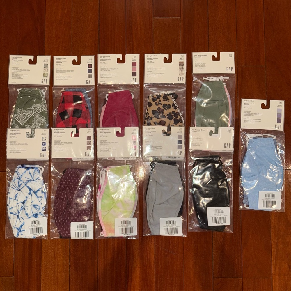 32x GAP 100% Cotton Adult Face Masks